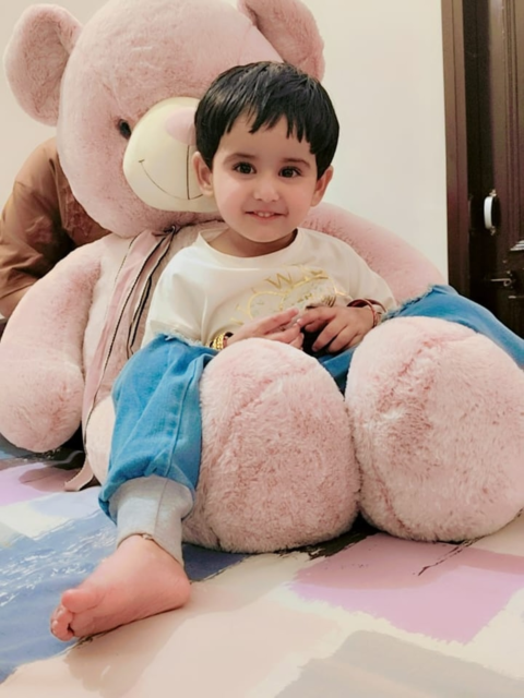 ਅੱਜ ਮੇਰੀ ਧੀ ਤਿੰਨ ਸਾਲ ਦੀ ਹੋ ਗਈ ਹੈ ਪਰਮਾਤਮਾ ਹਮੇਸ਼ਾ ਮੇਰੀ ਤਕਦੀਰ ਨੂੰ ਖੁਸ਼ ਰੱਖੇ ਤੰਦਰੁਸਤੀ ਬਖਸ਼ੇ ਮਾਤਾ ਜੀ ਦੀ ਕਿਰਪਾ ਬਣੀ ਰਹੇ Happy birthday to the lovely daughter takdeer 😍🎂😘❤️🌺🌺