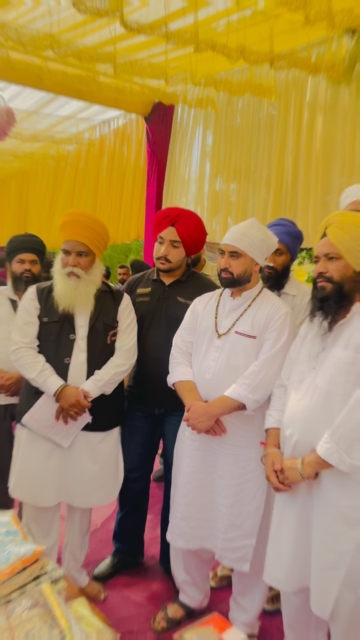 ਦੀਵਾਨ ਟੋਡਰ ਮੱਲ ਚੈਰੀਟੇਬਲ ਸੁਸਾਇਟੀ 
13 ਲੋੜਬੰਦ ਧੀਆ ਦੇ ਵਿਆਹ ਤੇ ਹਜ਼ਾਰੀ ਲੱਗਵਾਈ|| 

#rveevashisht❤️ #gulabsidhu #sidhumoosewala